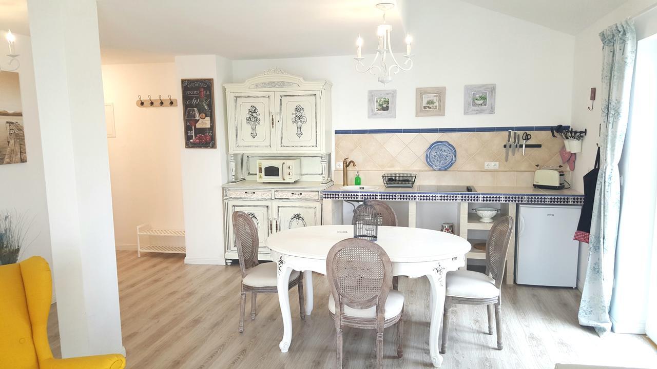 קריקווניצה Apartments Villa Harmonie - Adults Only +14 מראה חיצוני תמונה